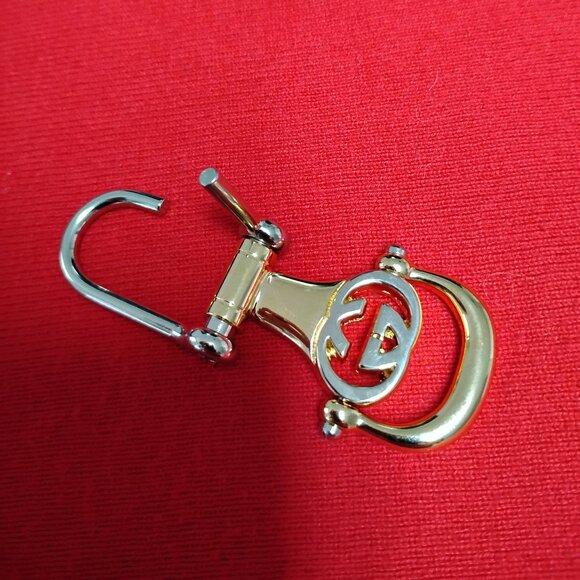 ❤️New In Box GUCCI GG Horsebit Logo KeyChain Made in Italy Signed - Picture 5 of 9